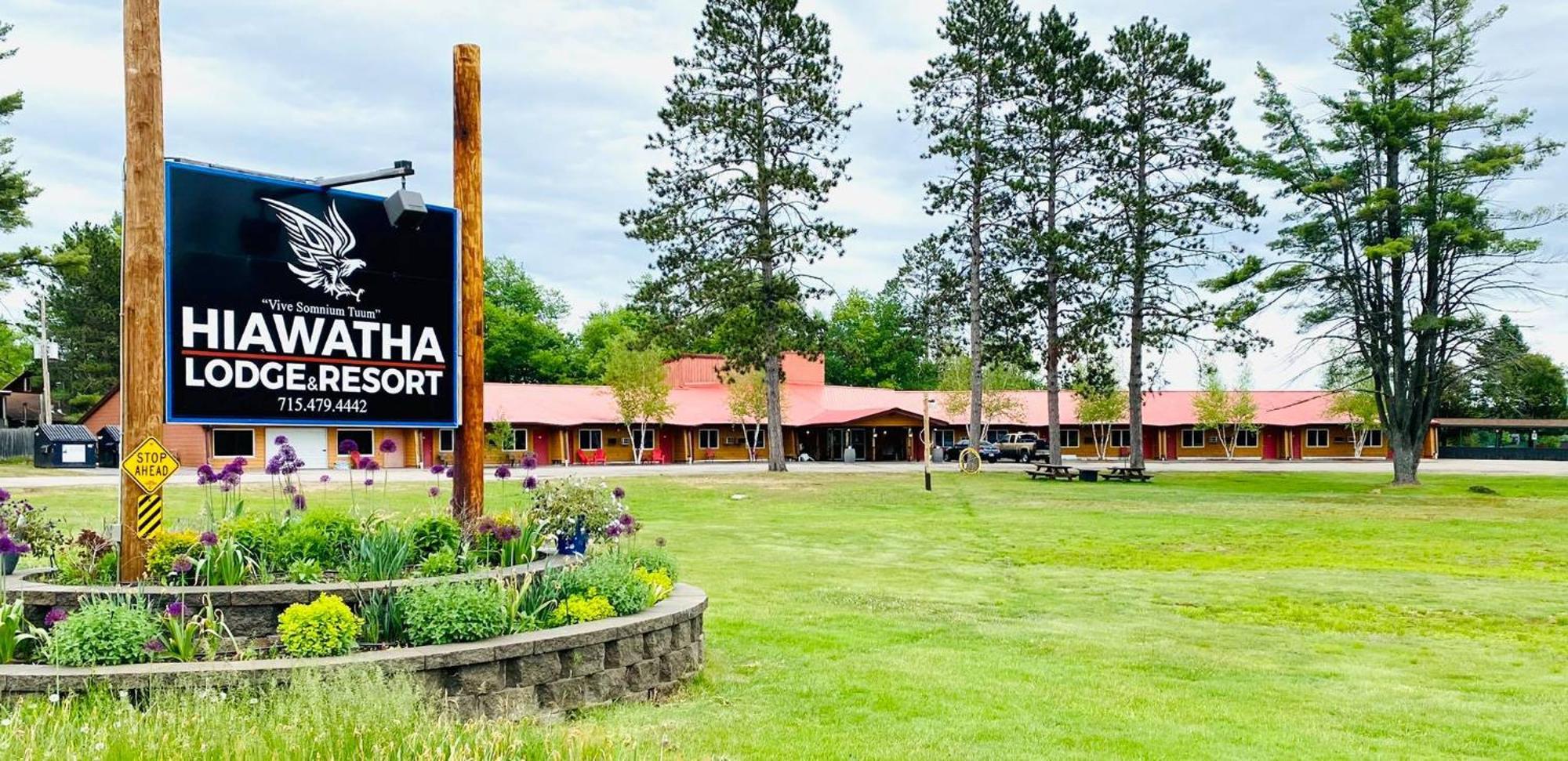 Hiawatha Lodge Inn Eagle River Eksteriør bilde